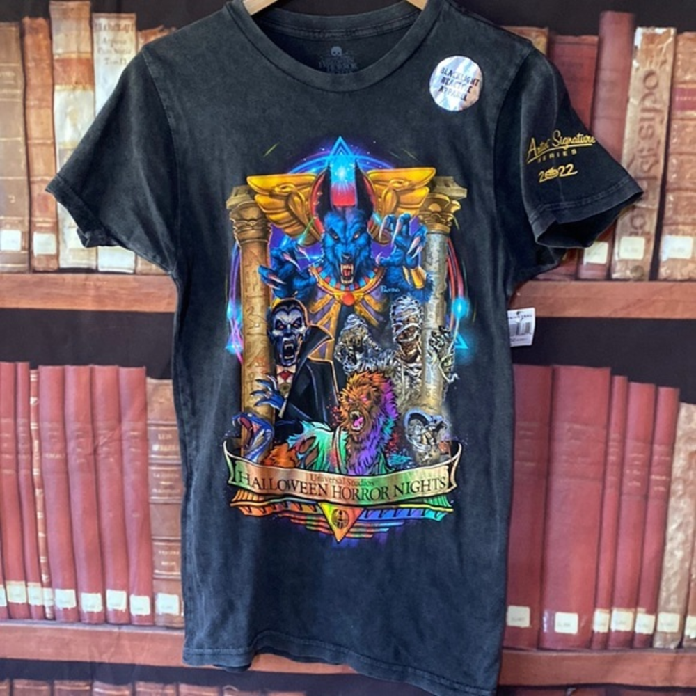 Universal Studios Halloween Horror Nights HHN31 2022 Blacklight T-shirt…‎